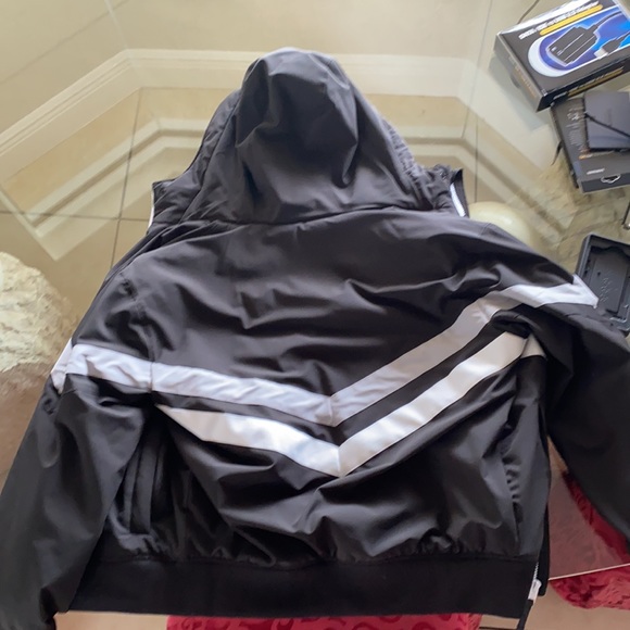 Hollister wind breaker fleece zip up jacket - Picture 2 of 4